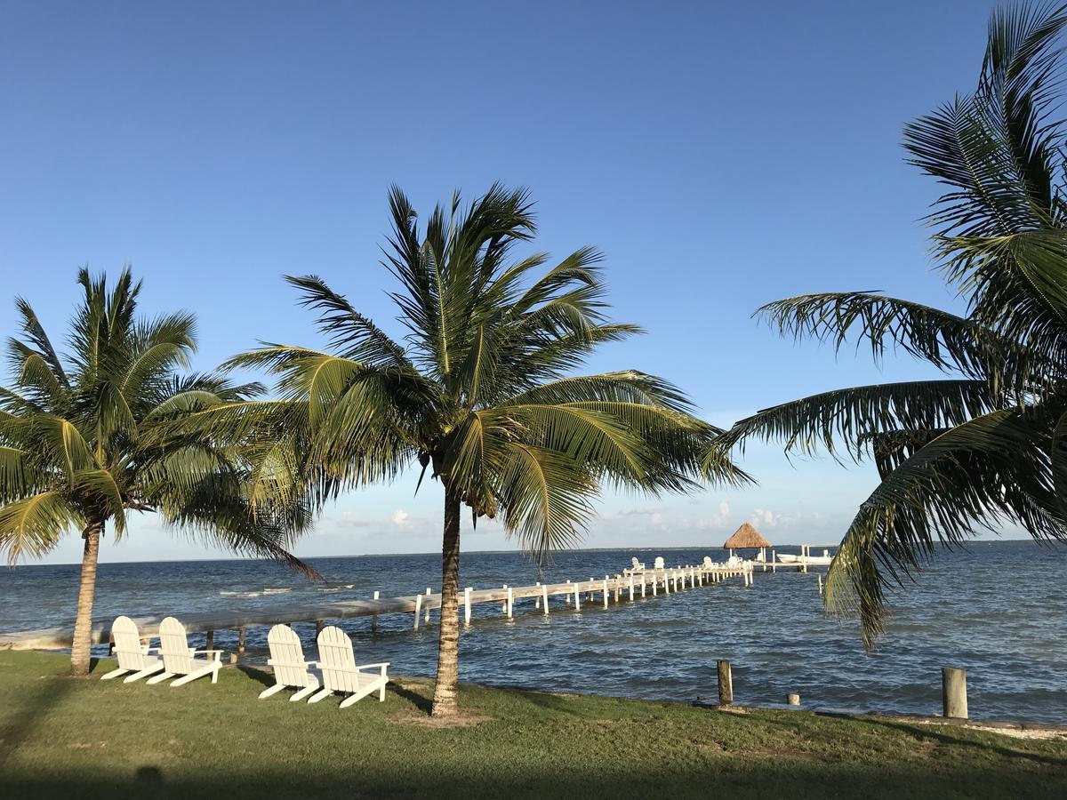 Tilt-Ta-Dock Resort Belize Corozal Exterior photo