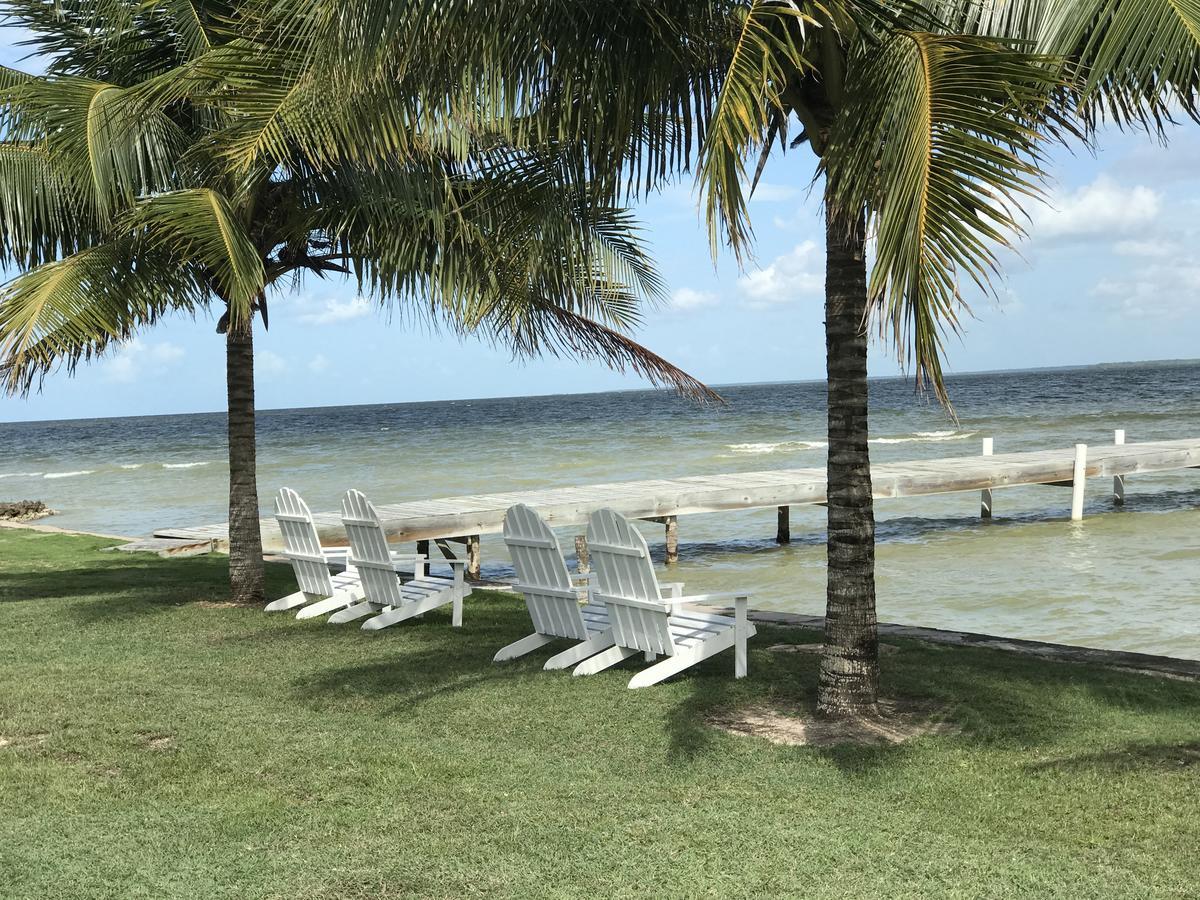 Tilt-Ta-Dock Resort Belize Corozal Exterior photo