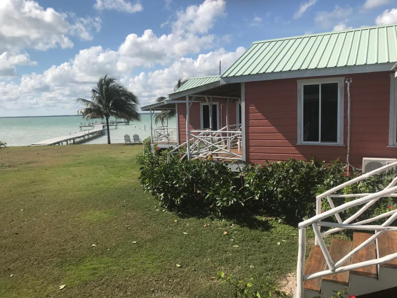 Tilt-Ta-Dock Resort Belize Corozal Exterior photo