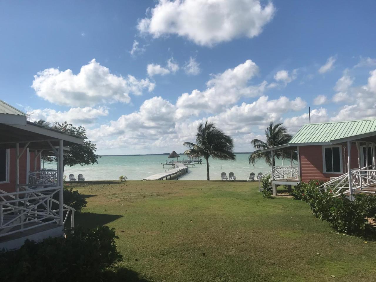 Tilt-Ta-Dock Resort Belize Corozal Exterior photo