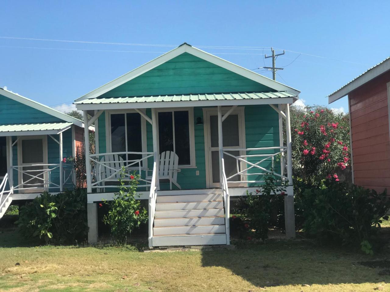 Tilt-Ta-Dock Resort Belize Corozal Exterior photo