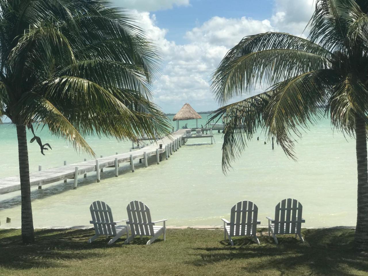 Tilt-Ta-Dock Resort Belize Corozal Exterior photo